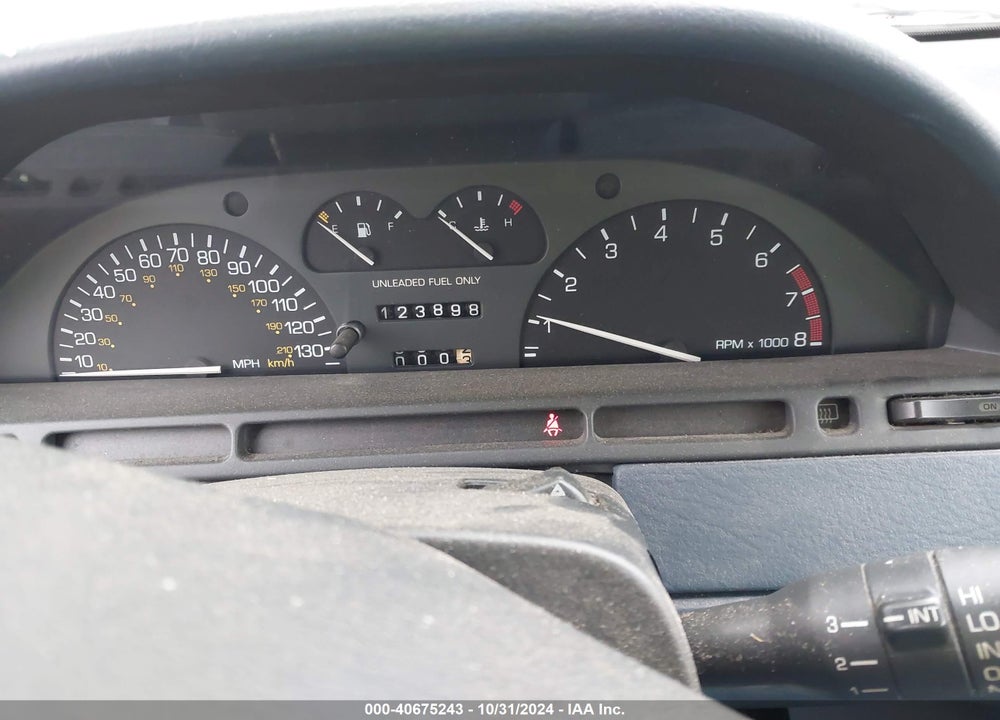1993 SATURN SL2 VIN: 1G8ZK557XPZ239172