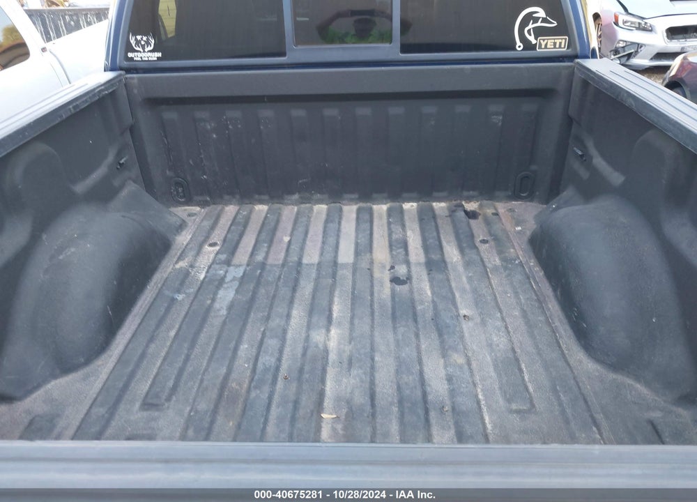 2011 FORD F-150 LARIAT VIN: 1FTFW1ET9BFB04438