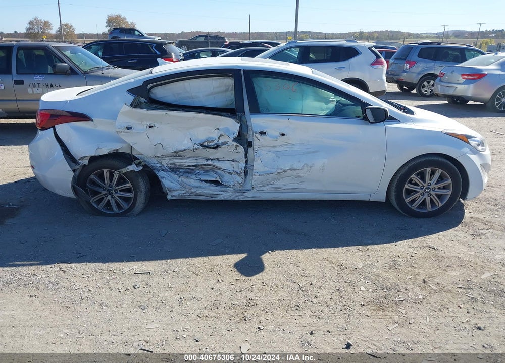 2015 HYUNDAI ELANTRA SE VIN: 5NPDH4AE7FH591547