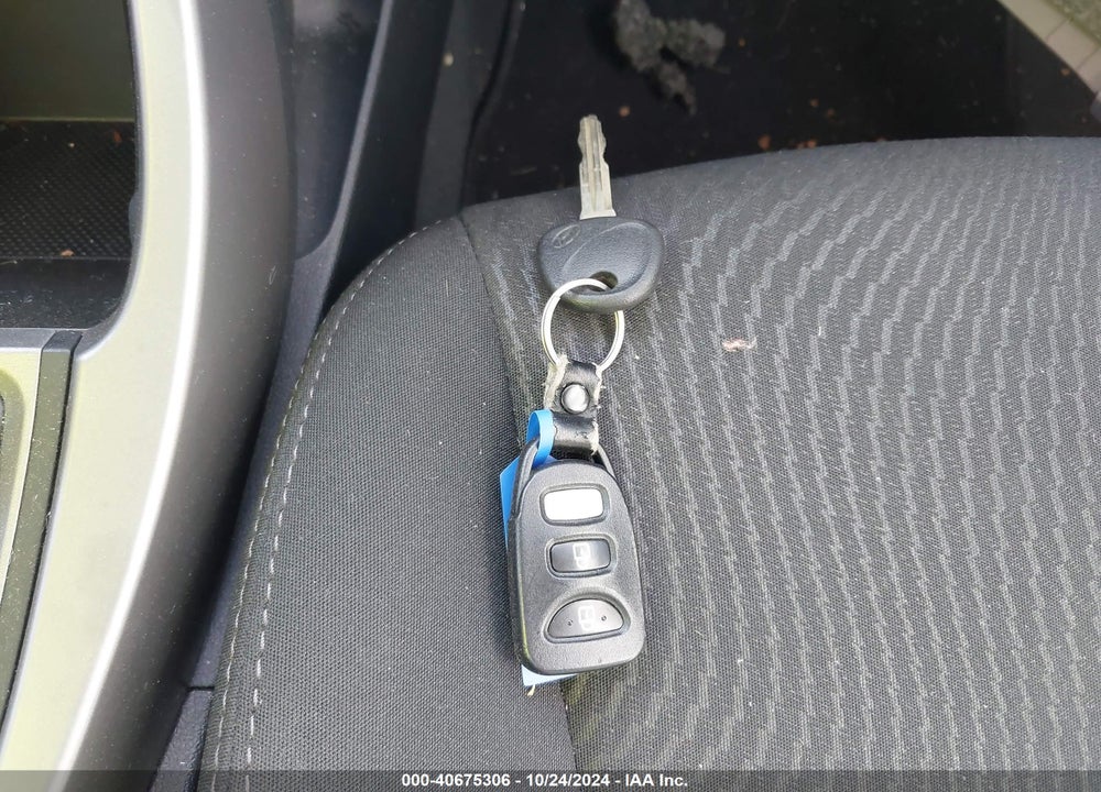 2015 HYUNDAI ELANTRA SE VIN: 5NPDH4AE7FH591547
