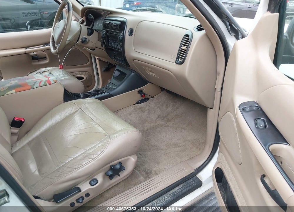 2000 FORD EXPLORER EDDIE BAUER VIN: 1FMDU74E5YZA38587