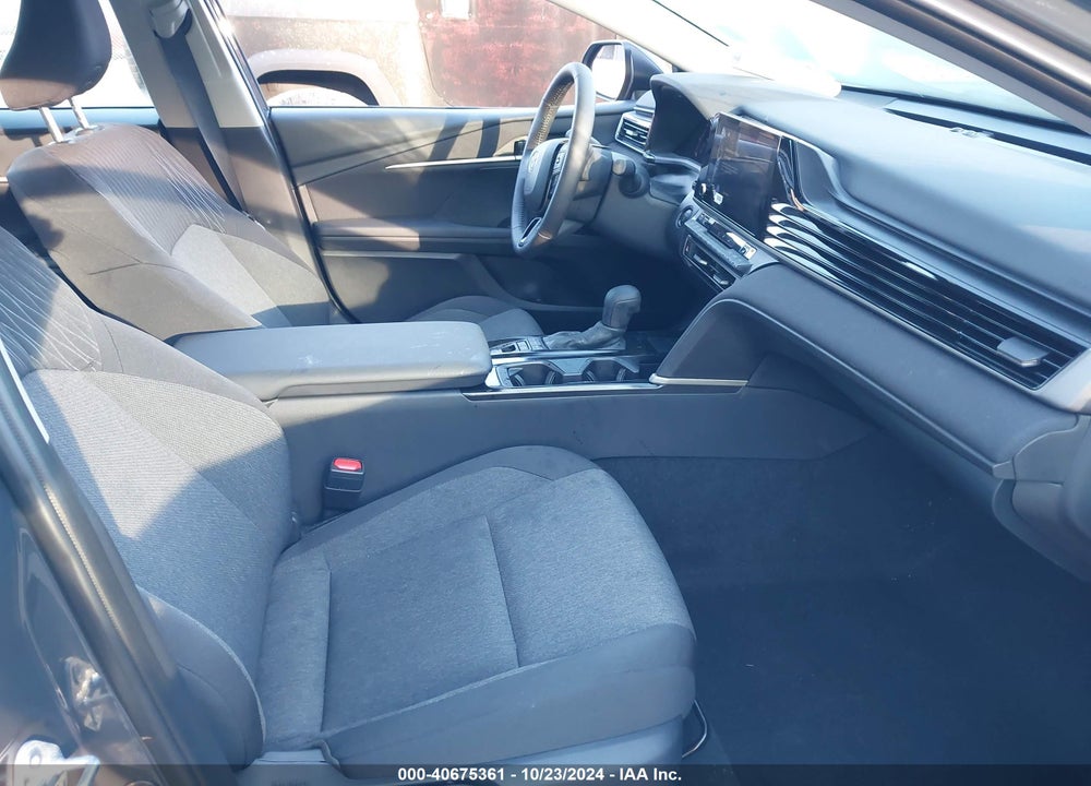 2025 TOYOTA CAMRY LE VIN: 4T1DAACK7SU521595