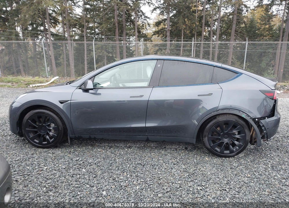 2021 TESLA MODEL Y LONG RANGE DUAL MOTOR ALL-WHEEL DRIVE VIN: 5YJYGDEE9MF098608
