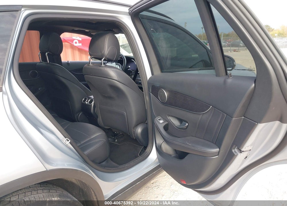 2022 MERCEDES-BENZ GLC 300 4MATIC SUV VIN: W1N0G8EB6NG064409