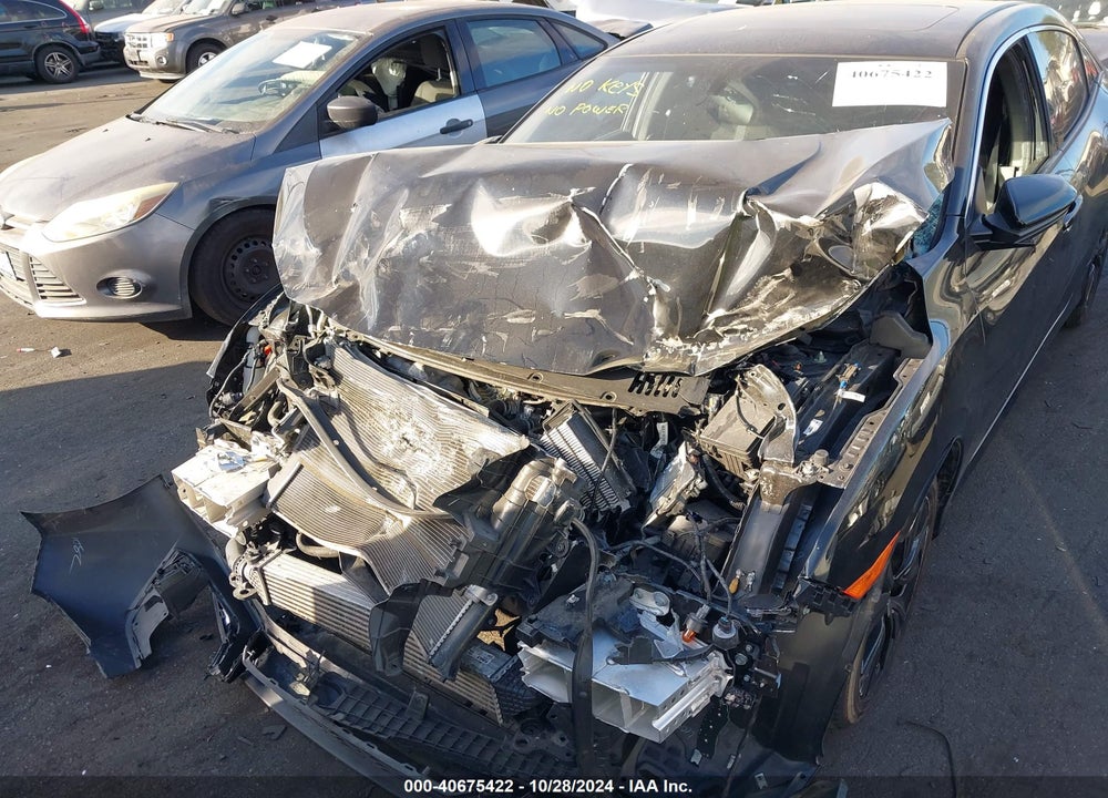 2018 HONDA CIVIC EX VIN: SHHFK7H52JU429025
