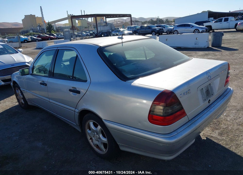 2000 MERCEDES-BENZ C 230 KOMPRESSOR VIN: WDBHA24G5YA857518