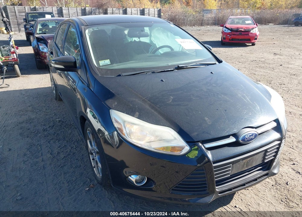 2014 FORD FOCUS SE VIN: 1FADP3K25EL271824