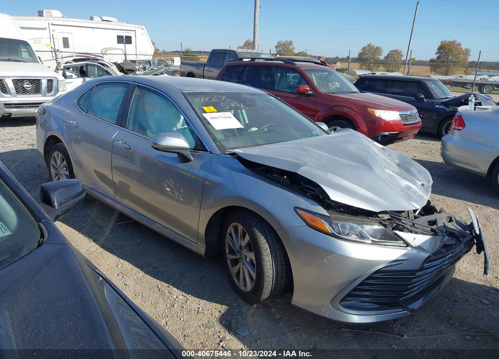 2021 TOYOTA CAMRY LE VIN: 4T1C11AK4MU610686