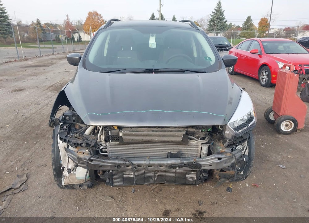 2018 FORD ESCAPE SE VIN: 1FMCU0GD1JUC49360