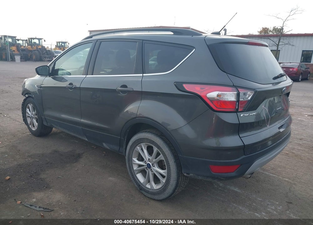 2018 FORD ESCAPE SE VIN: 1FMCU0GD1JUC49360