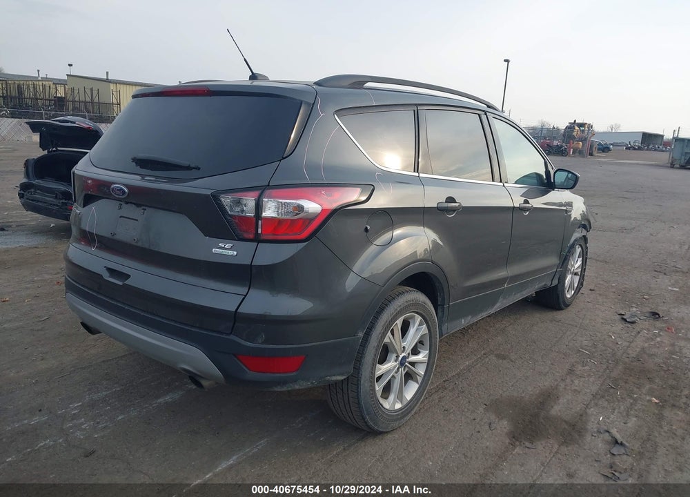 2018 FORD ESCAPE SE VIN: 1FMCU0GD1JUC49360