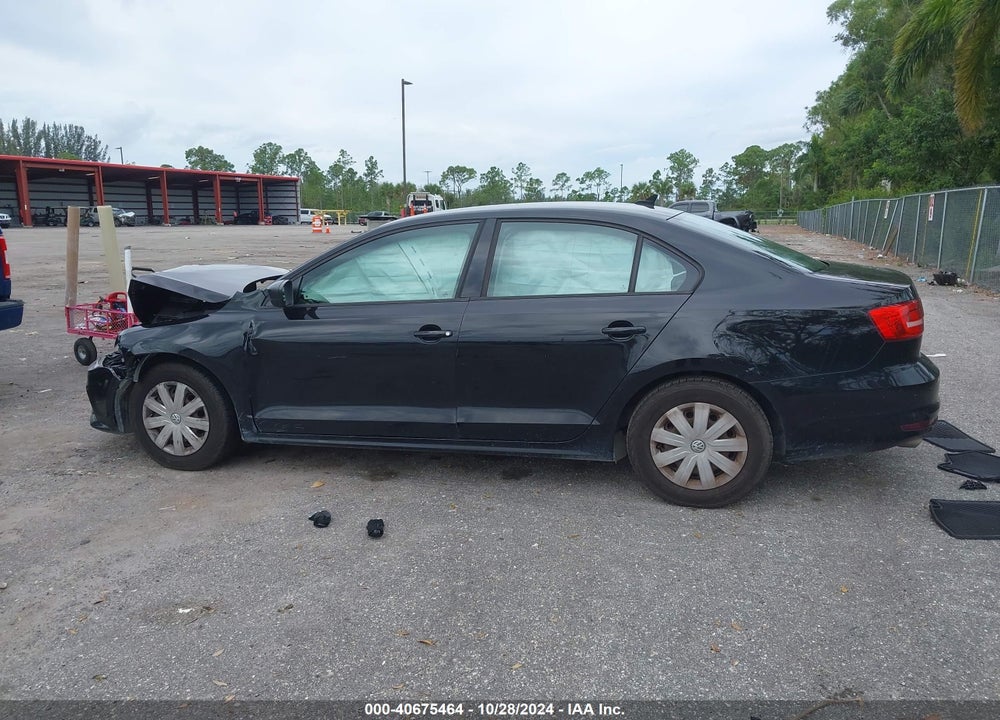 2015 VOLKSWAGEN JETTA 2.0L S VIN: 3VW2K7AJ2FM279912