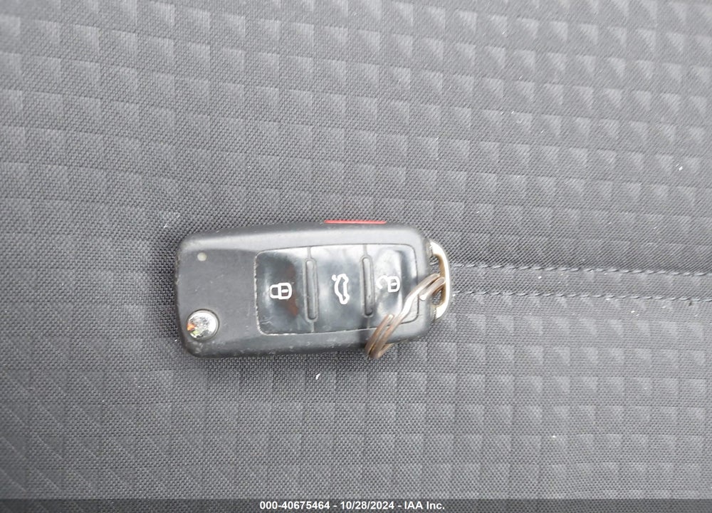 2015 VOLKSWAGEN JETTA 2.0L S VIN: 3VW2K7AJ2FM279912