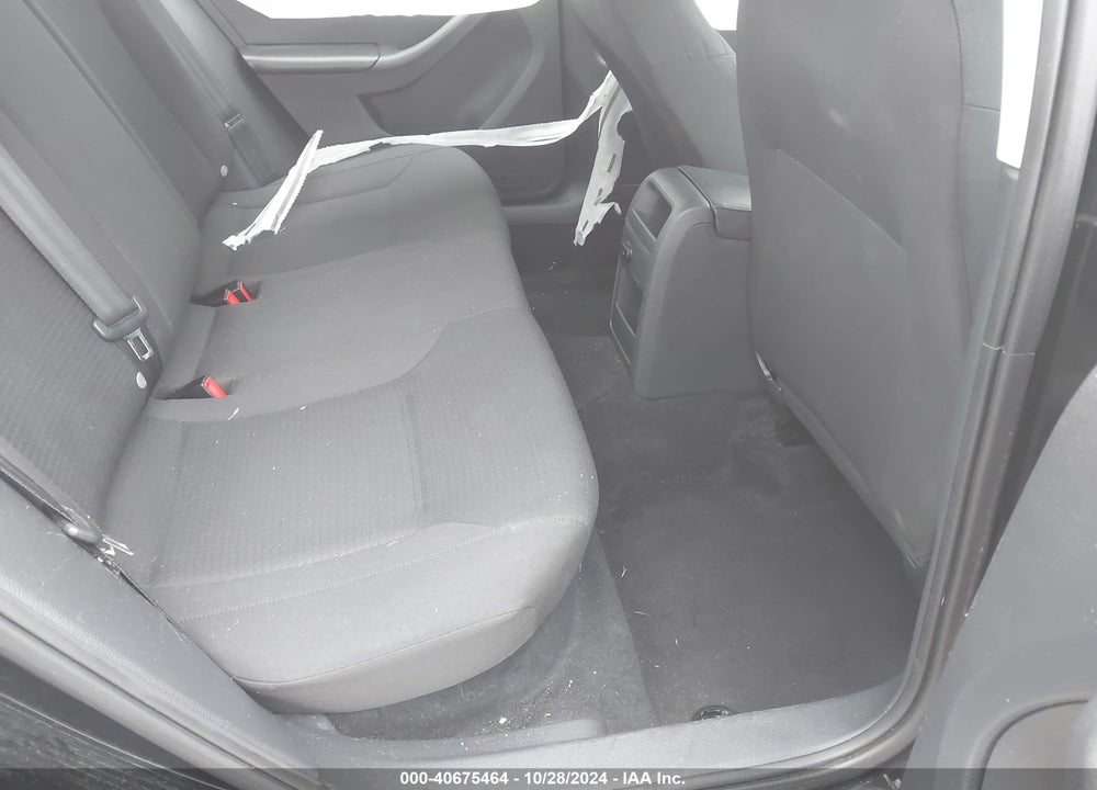 2015 VOLKSWAGEN JETTA 2.0L S VIN: 3VW2K7AJ2FM279912