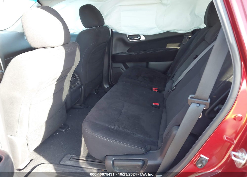 2013 NISSAN PATHFINDER SV VIN: 5N1AR2MN7DC631081