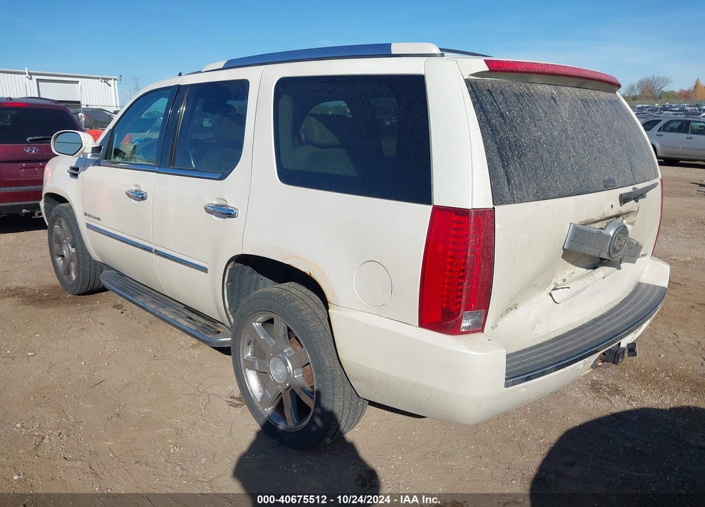 2008 CADILLAC ESCALADE STANDARD VIN: 1GYFK63858R130611