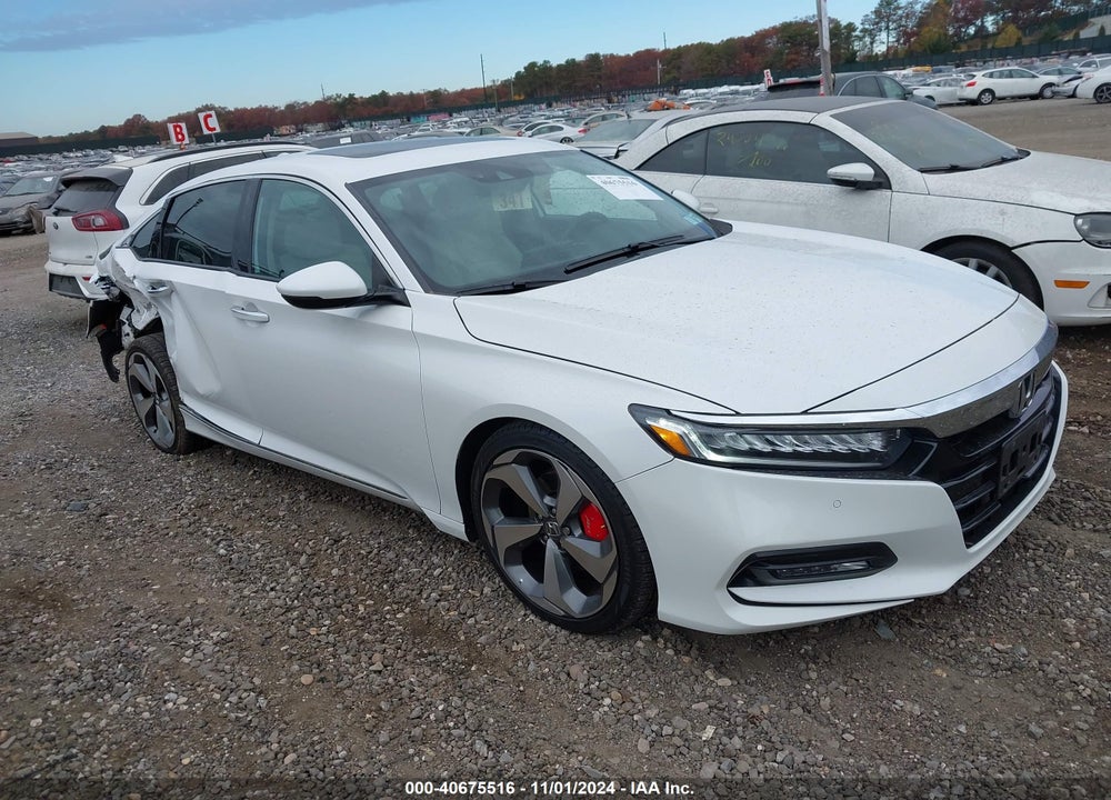 2018 HONDA ACCORD TOURING VIN: 1HGCV1F92JA091585
