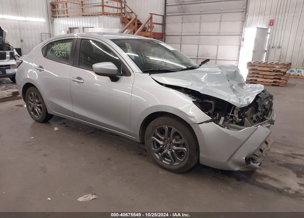 2019 TOYOTA YARIS LE VIN: 3MYDLBYVXKY518390