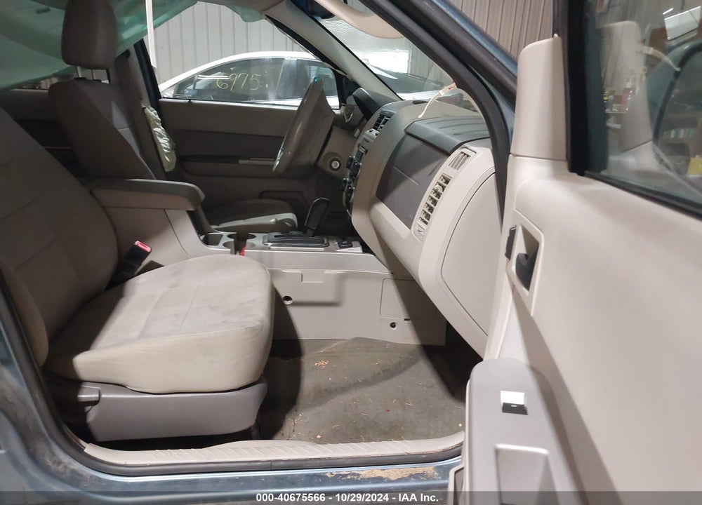 2011 FORD ESCAPE HYBRID VIN: 1FMCU5K37BKC43751