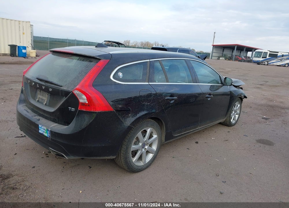 2016 VOLVO V60 VIN: YV140MEK9G1298095