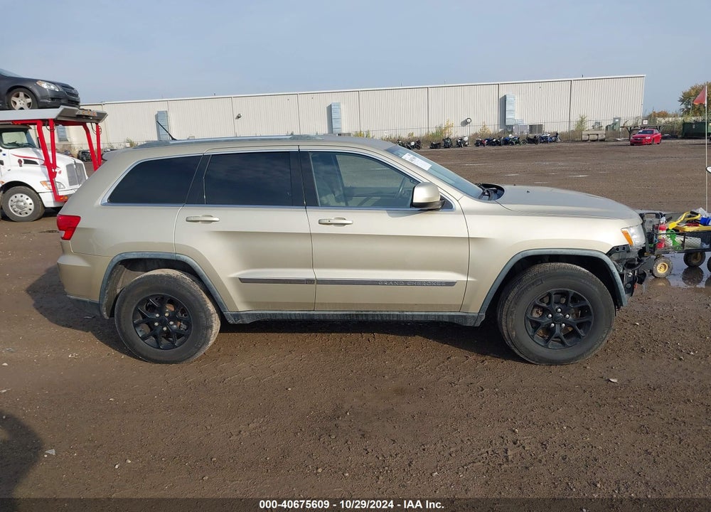 2011 JEEP GRAND CHEROKEE LAREDO VIN: 1J4RR4GG8BC563140