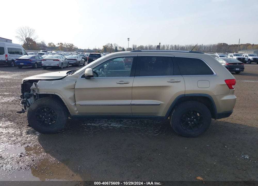 2011 JEEP GRAND CHEROKEE LAREDO VIN: 1J4RR4GG8BC563140