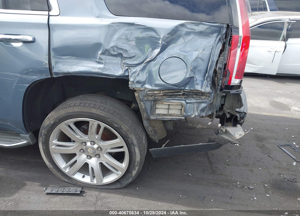 2016 CADILLAC ESCALADE VIN: 1GYS4BKJ4GR239260