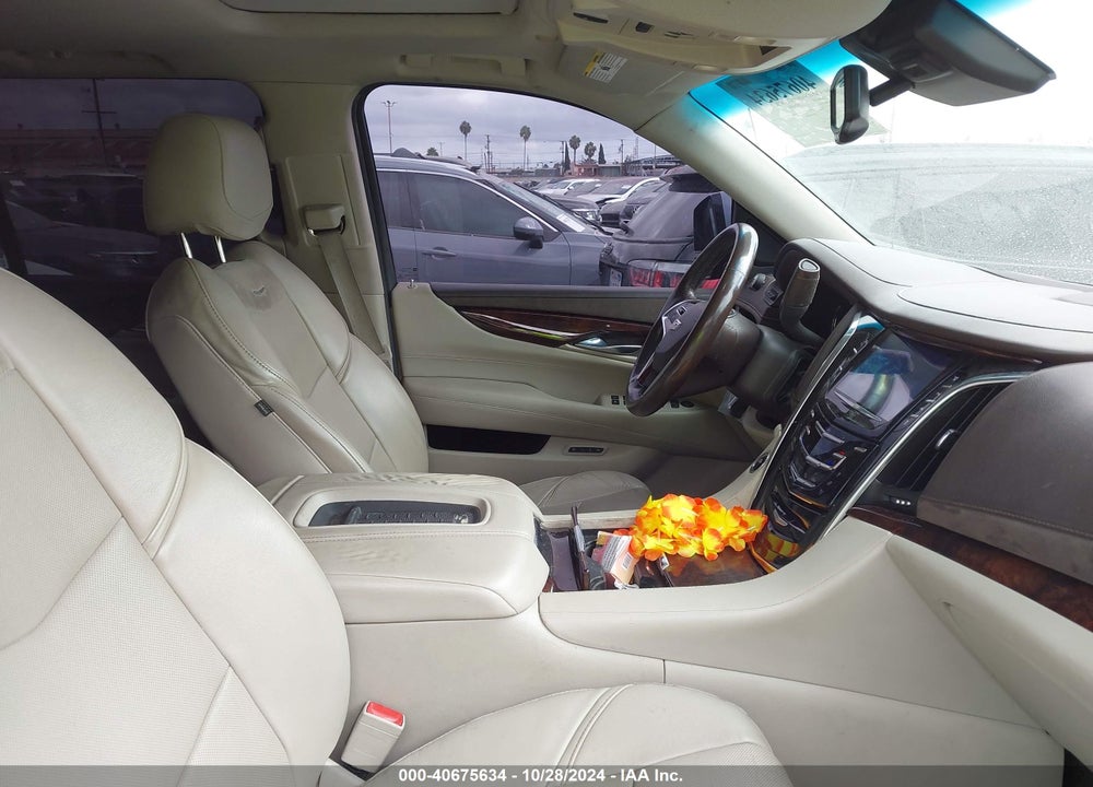 2016 CADILLAC ESCALADE VIN: 1GYS4BKJ4GR239260
