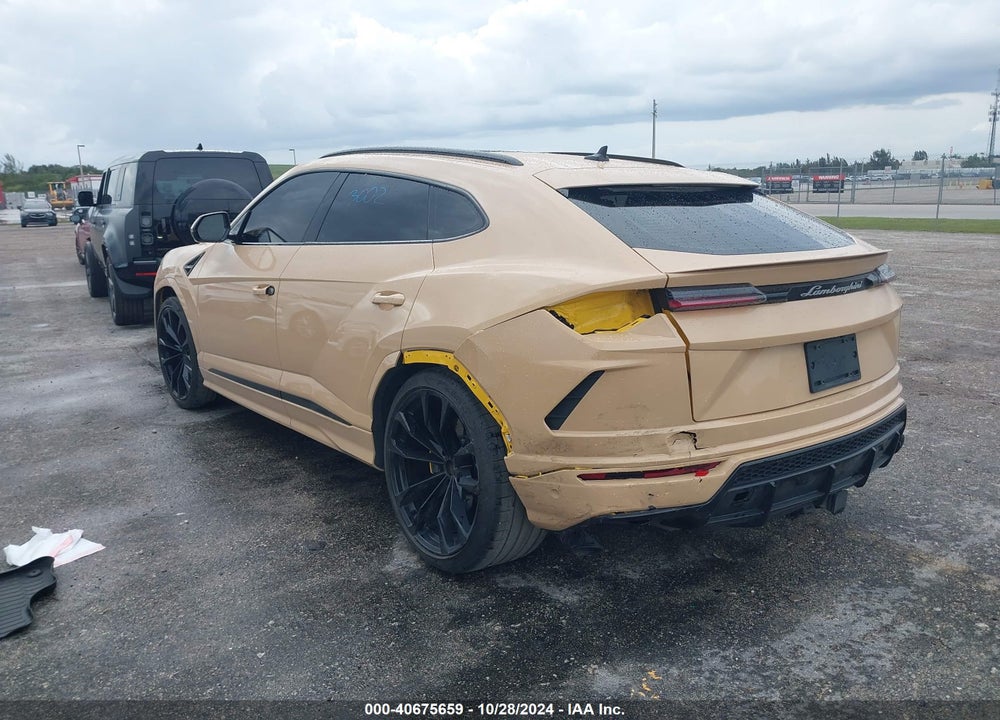 2022 LAMBORGHINI URUS GRAPHITE CAPSULE/PEARL CAPSULE VIN: ZPBUA1ZL3NLA18265