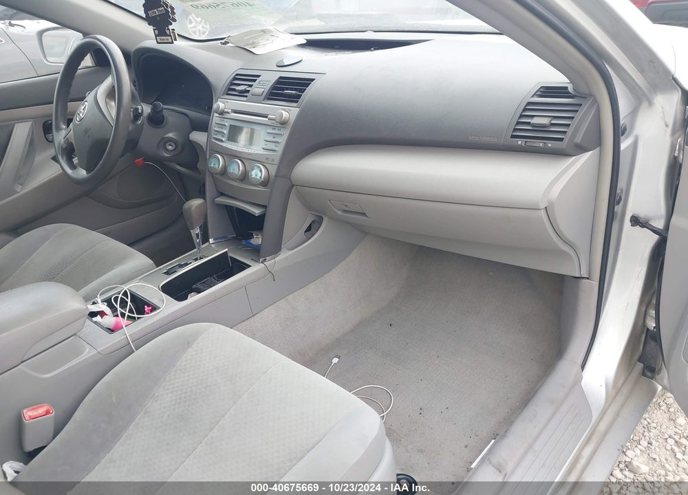 2009 TOYOTA CAMRY LE VIN: 4T1BE46K69U400365
