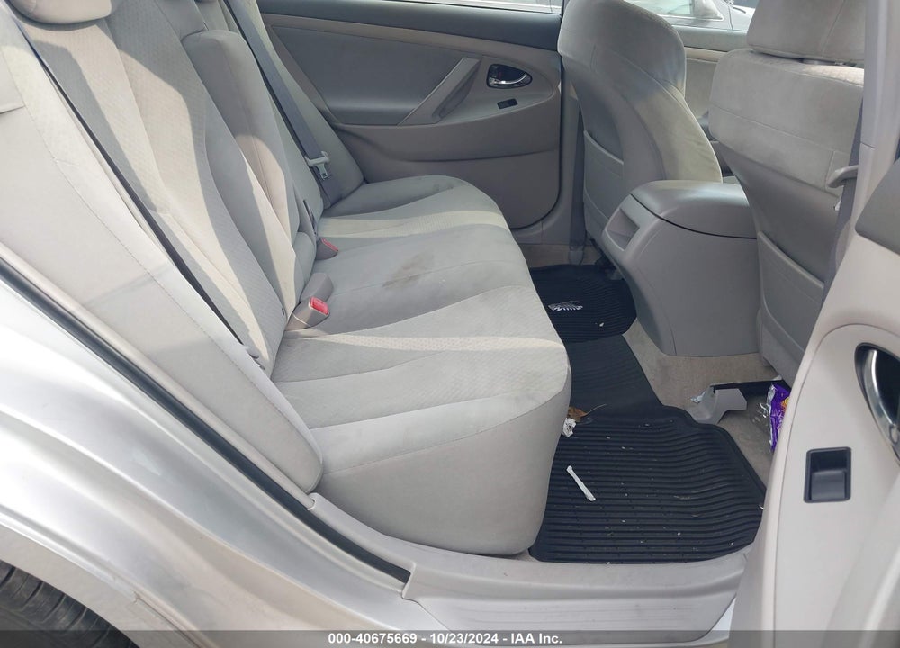 2009 TOYOTA CAMRY LE VIN: 4T1BE46K69U400365