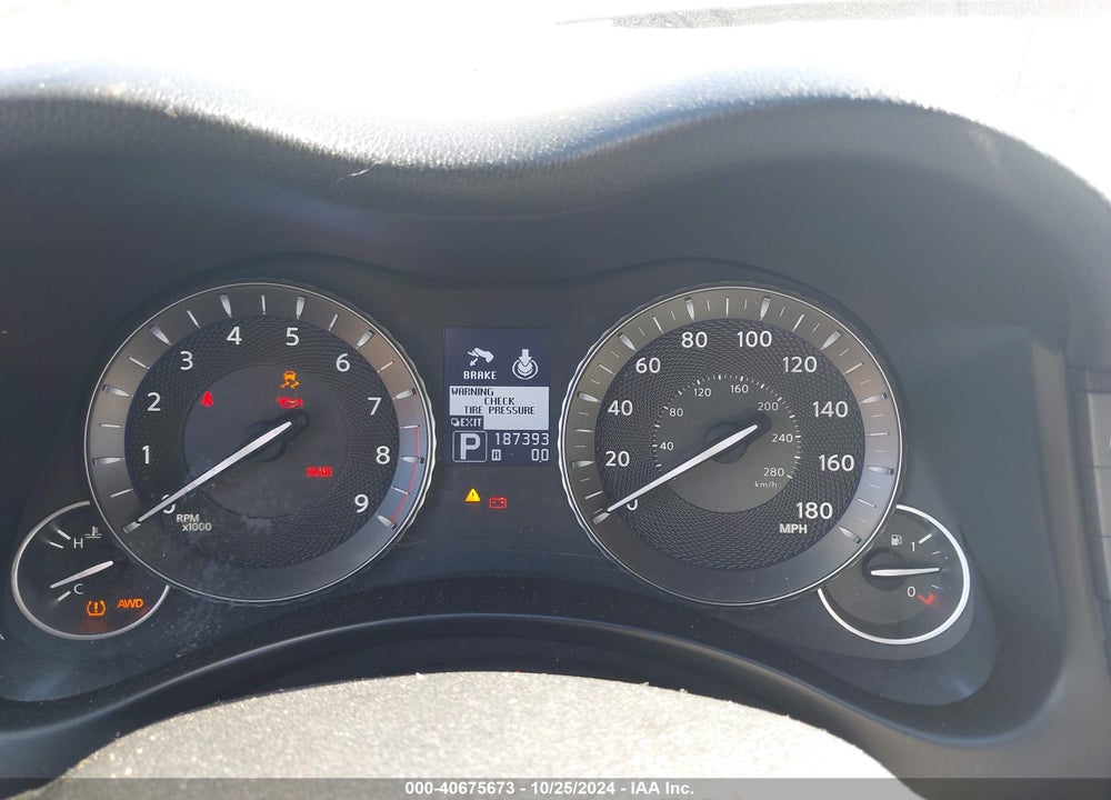 2011 INFINITI M37X VIN: JN1BY1AR8BM372611