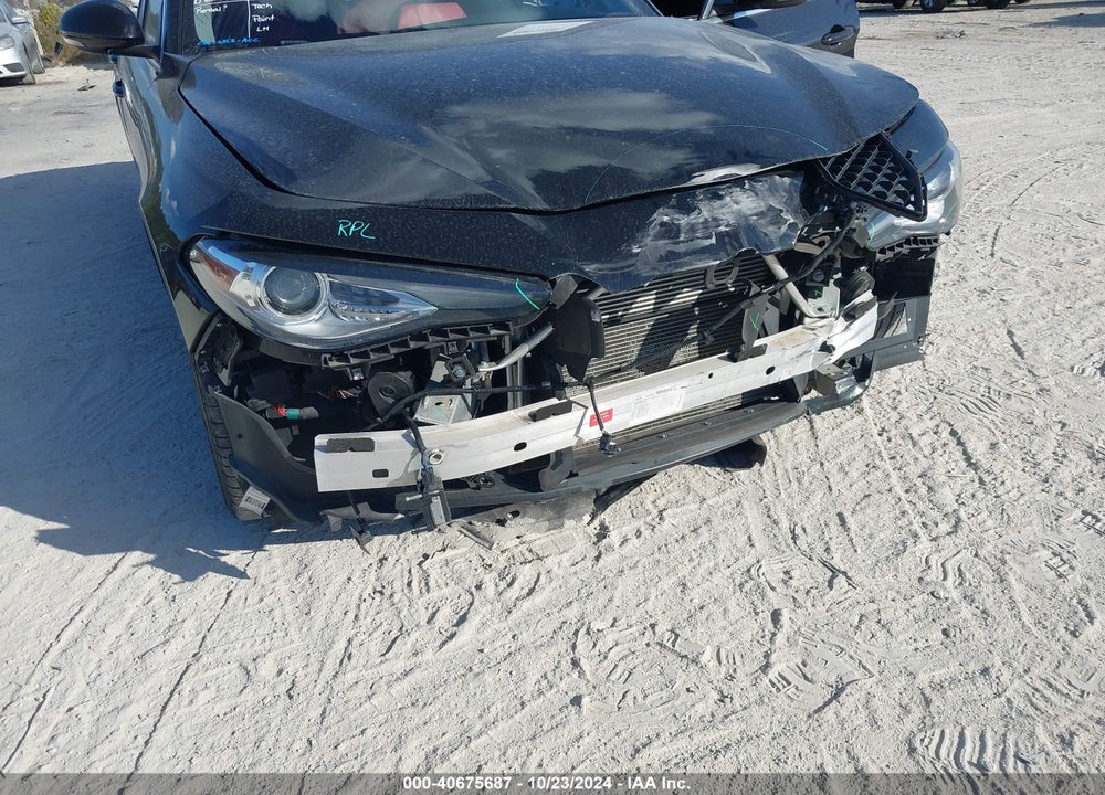 2021 ALFA ROMEO GIULIA AWD VIN: ZARFANAN5M7639895