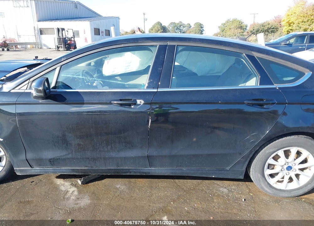 2017 FORD FUSION S VIN: 3FA6P0G79HR332366