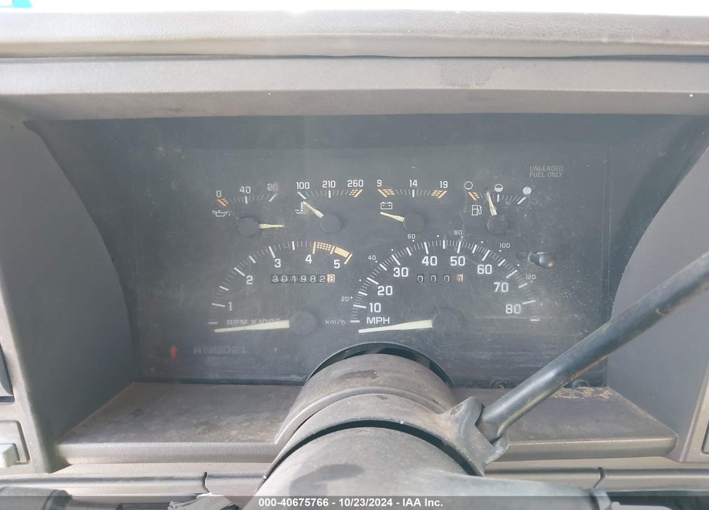 1994 GMC SIERRA C1500 VIN: 2GTEC19H1R1500424