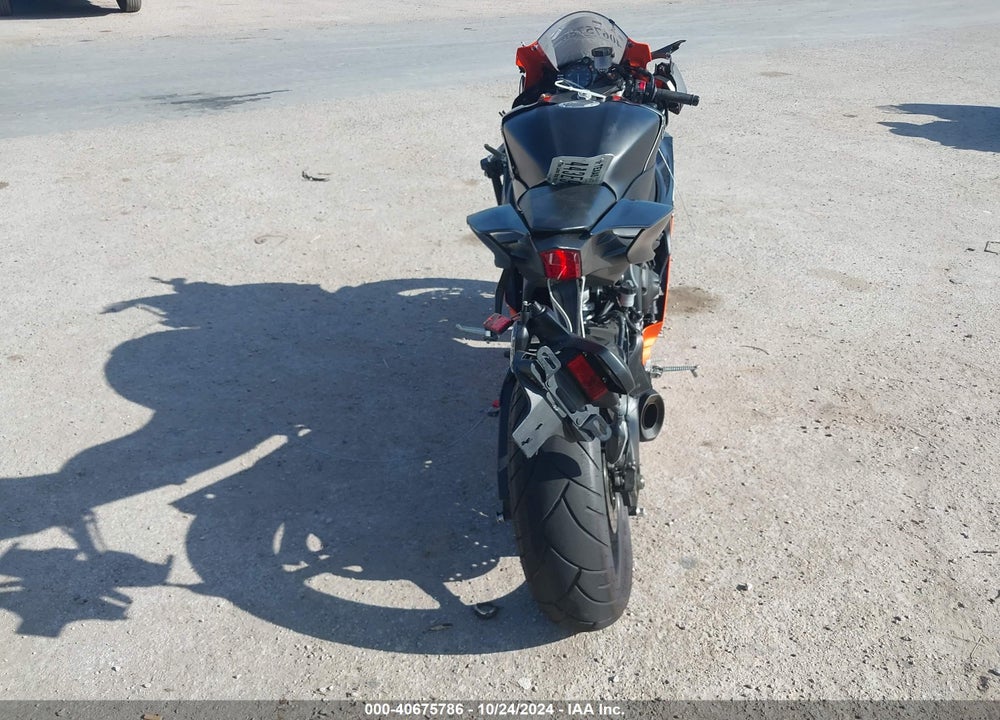 2020 YAMAHA YZFR6 VIN: JYARJ28E9LA006065