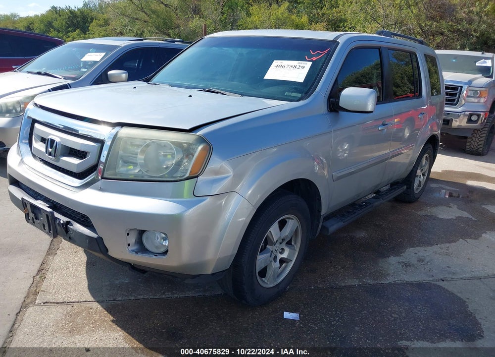 2011 HONDA PILOT EX VIN: 5FNYF3H4XBB033392