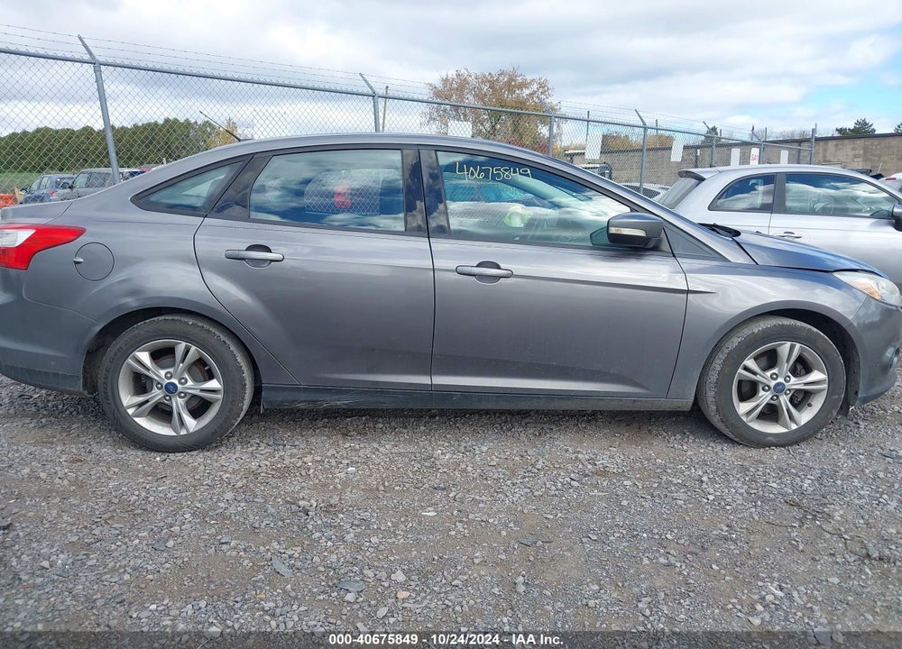 2014 FORD FOCUS SE VIN: 1FADP3F29EL196989