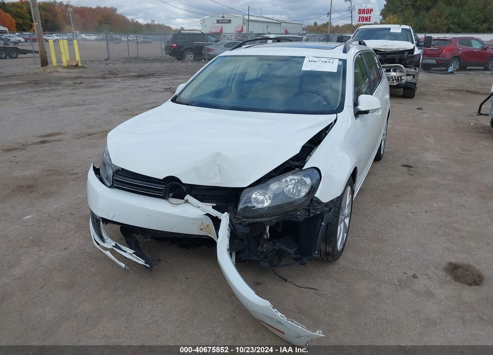 2014 VOLKSWAGEN JETTA SPORTWAGEN 2.0L TDI VIN: 3VWML7AJ3EM615555
