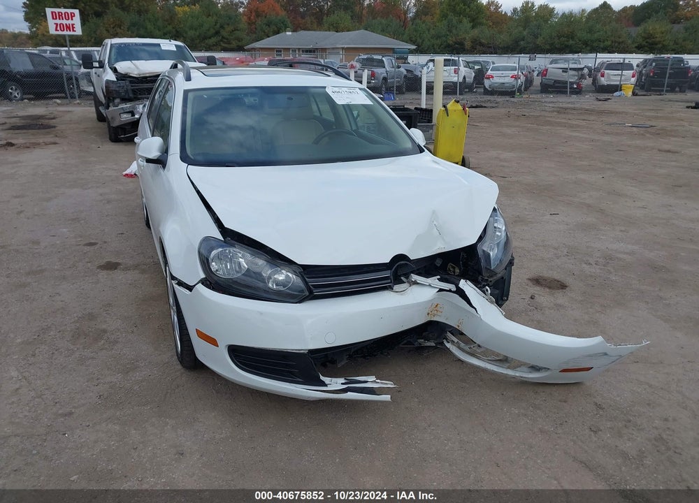2014 VOLKSWAGEN JETTA SPORTWAGEN 2.0L TDI VIN: 3VWML7AJ3EM615555