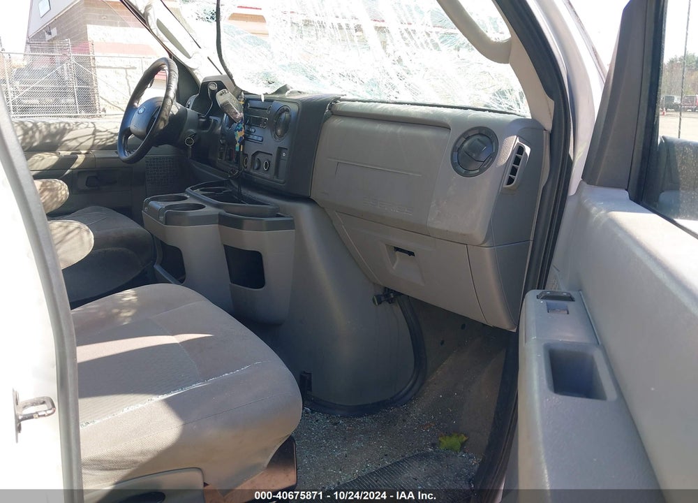 2014 FORD E-350 SUPER DUTY XLT VIN: 1FBNE3BL3EDA25821