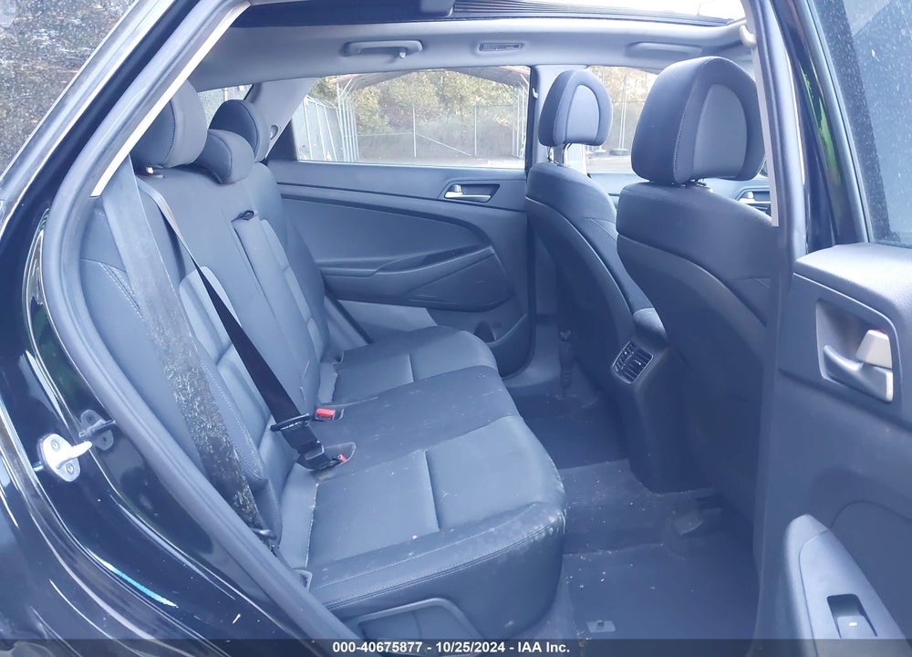 2018 HYUNDAI TUCSON VALUE VIN: KM8J33A26JU767712