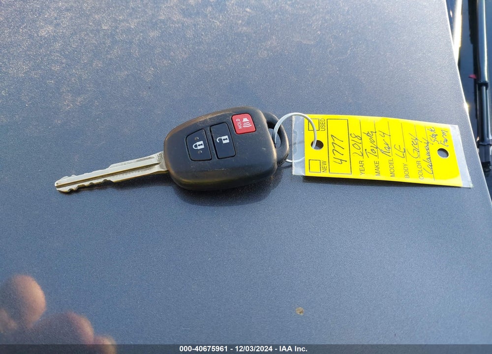 2018 TOYOTA RAV4 LE VIN: JTMZFREV2JJ180205