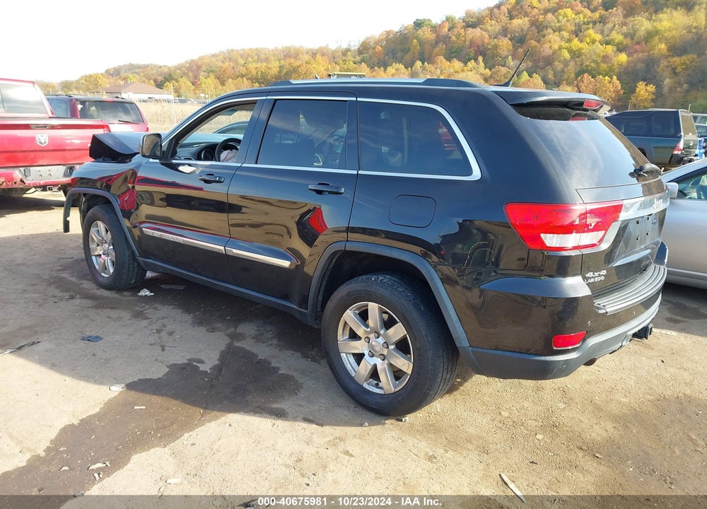 2013 JEEP GRAND CHEROKEE LAREDO VIN: 1C4RJFAT7DC592064