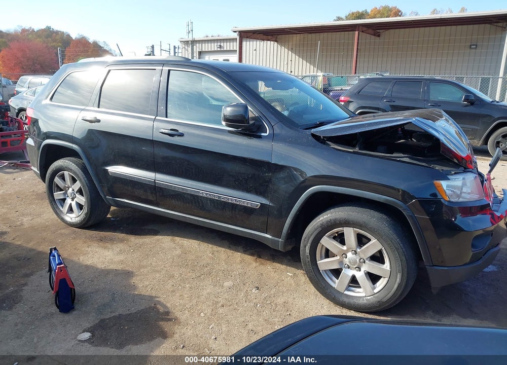 2013 JEEP GRAND CHEROKEE LAREDO VIN: 1C4RJFAT7DC592064