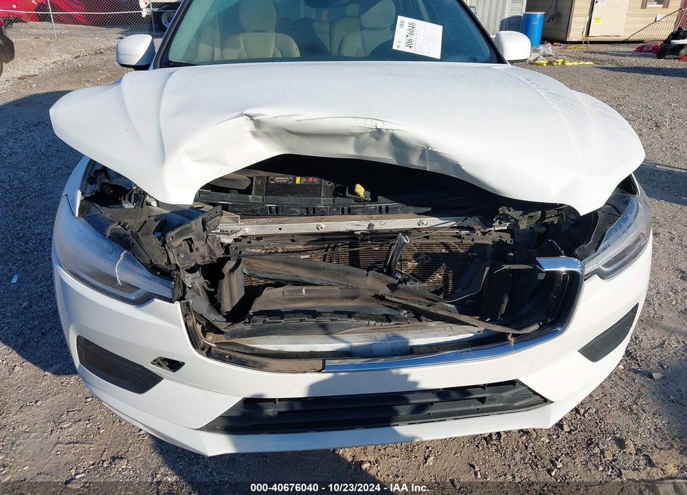 2019 VOLVO XC60 VIN: LYV102DK1KB227649
