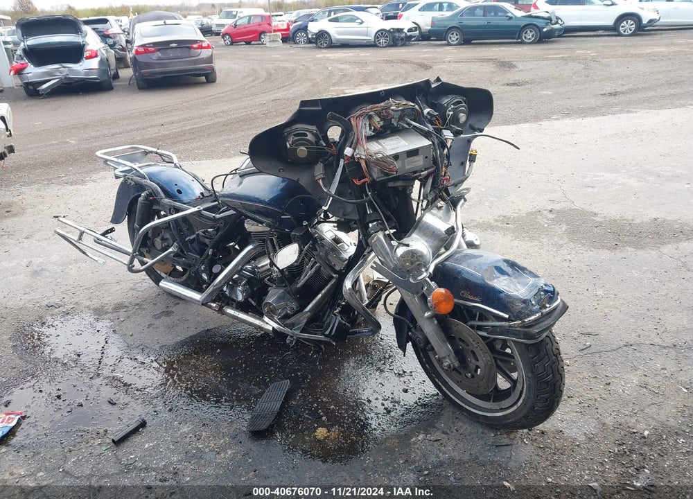 1998 HARLEY-DAVIDSON FLHT CLASSIC VIN: 1HD1DJL13WY606680