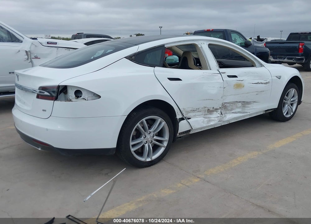 2013 TESLA MODEL S VIN: 5YJSA1DNXDFP18941