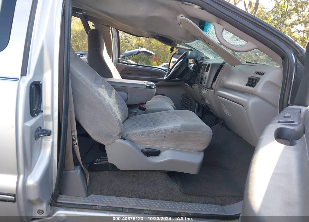 2000 FORD F-350 LARIAT/XL/XLT VIN: 1FTSX31F5YEA51548