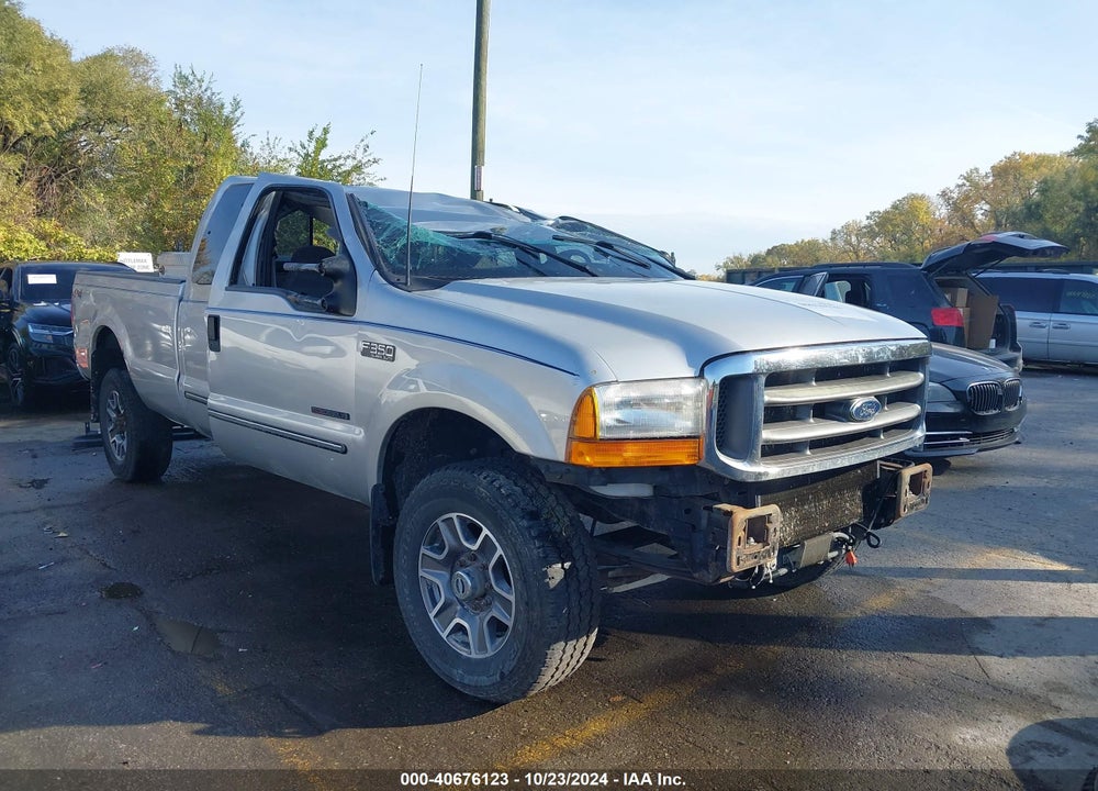 2000 FORD F-350 LARIAT/XL/XLT VIN: 1FTSX31F5YEA51548